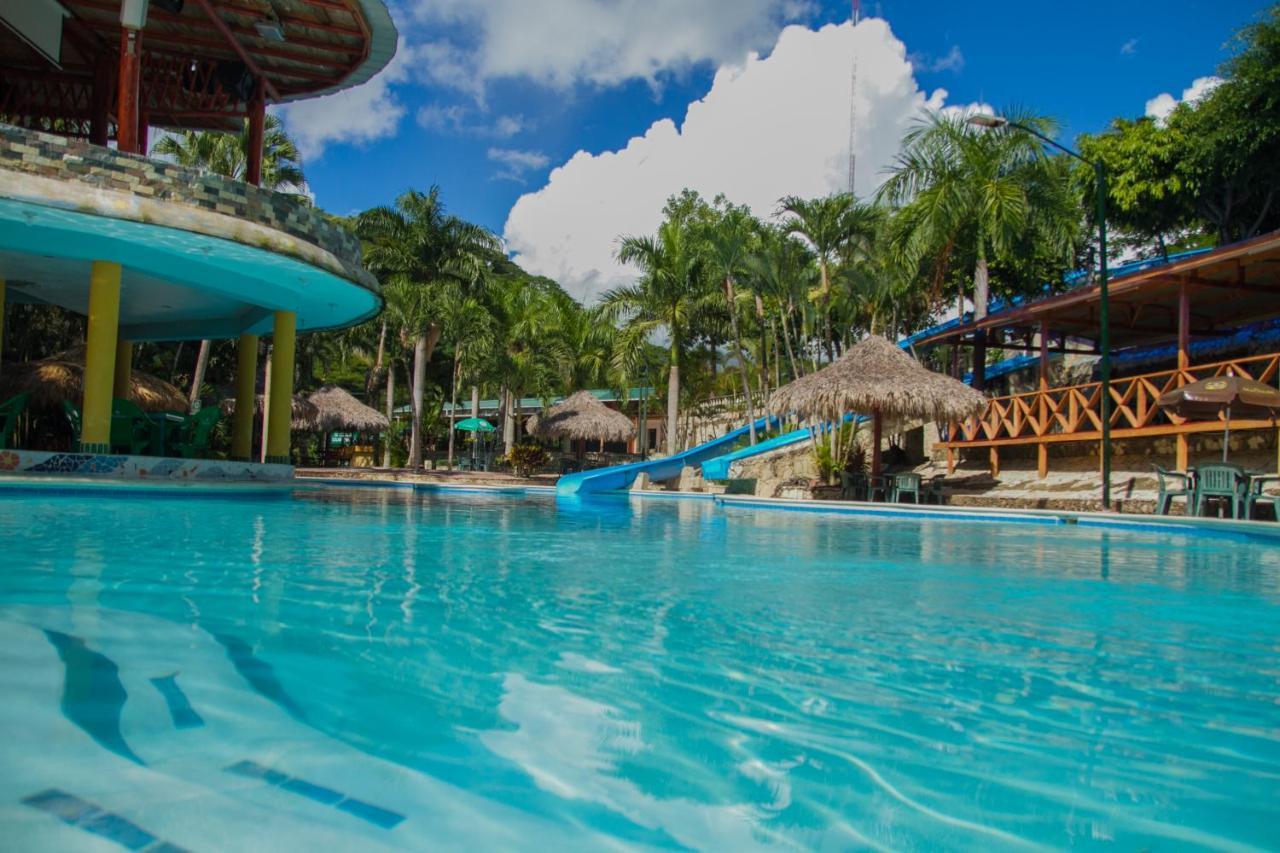 Hotel Colinas Del Rey Hato Mayor Del Rey 외부 사진